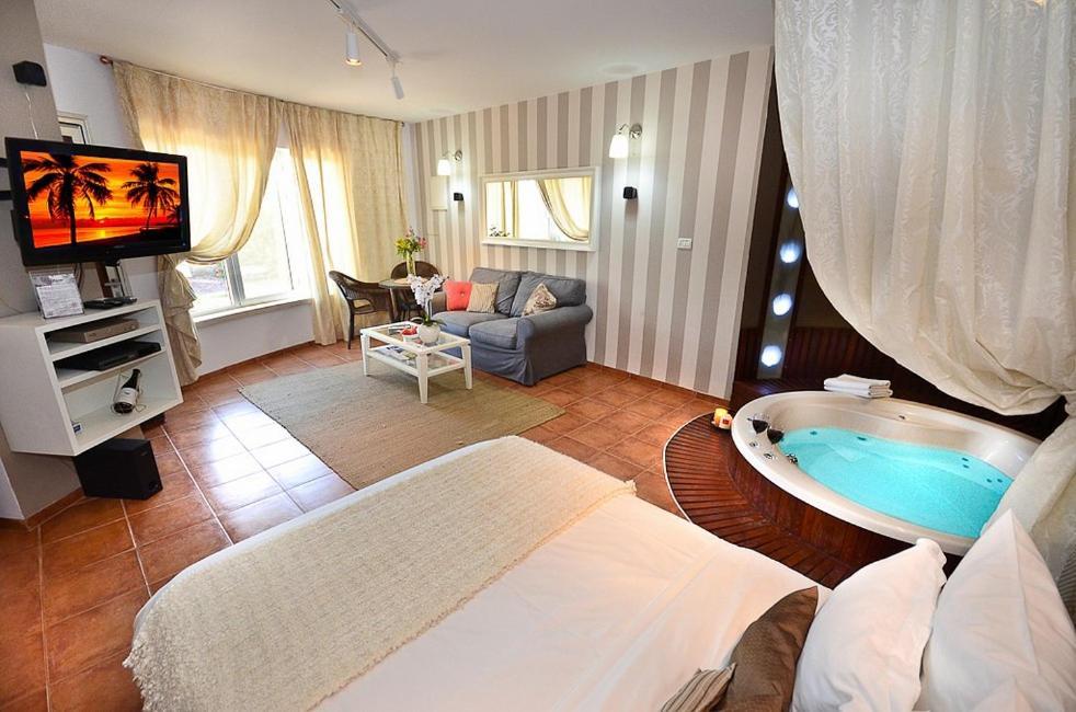 Hufsha Berama Villa Хад Нес Екстериор снимка